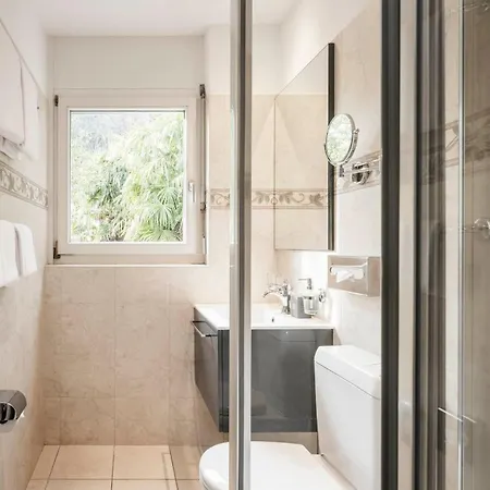 Hotell Easyrooms Ai Monti Locarno