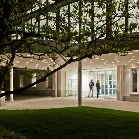 ホテル Easyrooms Ai Monti ロカルノ